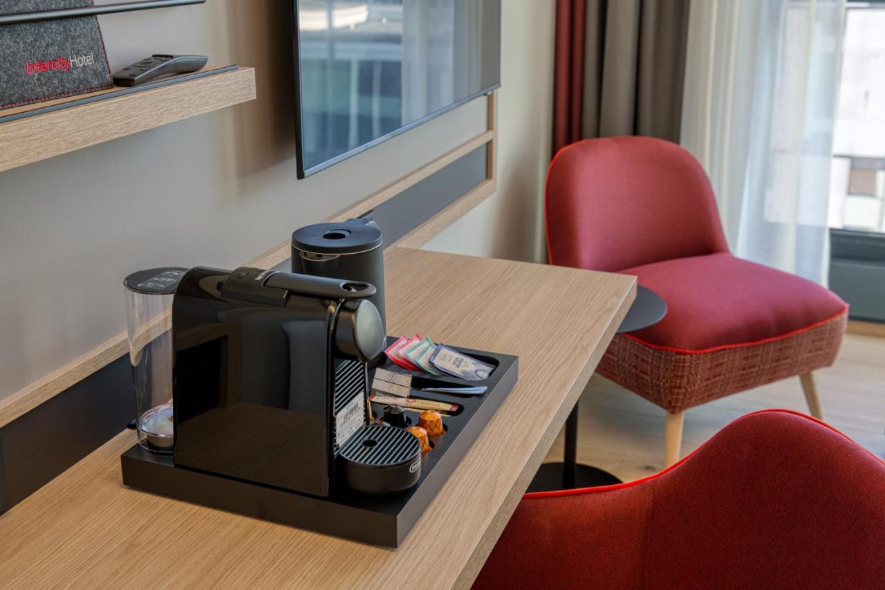 Intercityhotel Berlin Airport Ber Terminal 1 & 2 Schoenefeld Ngoại thất bức ảnh Room interior