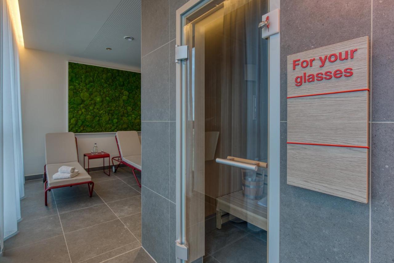 Intercityhotel Berlin Airport Ber Terminal 1 & 2 Schoenefeld Ngoại thất bức ảnh Sauna with steam room